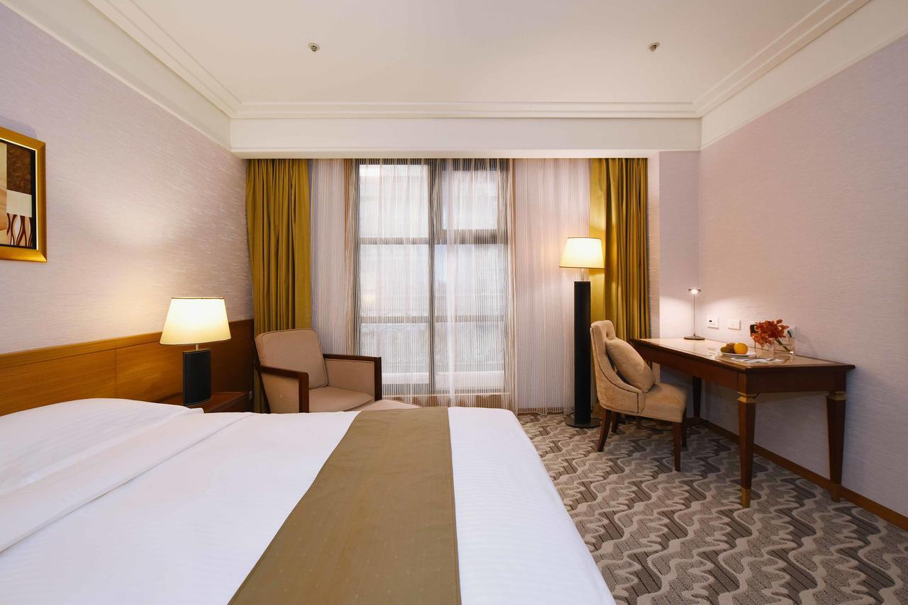 Fullon Hotel Taoyuan Bagian luar foto